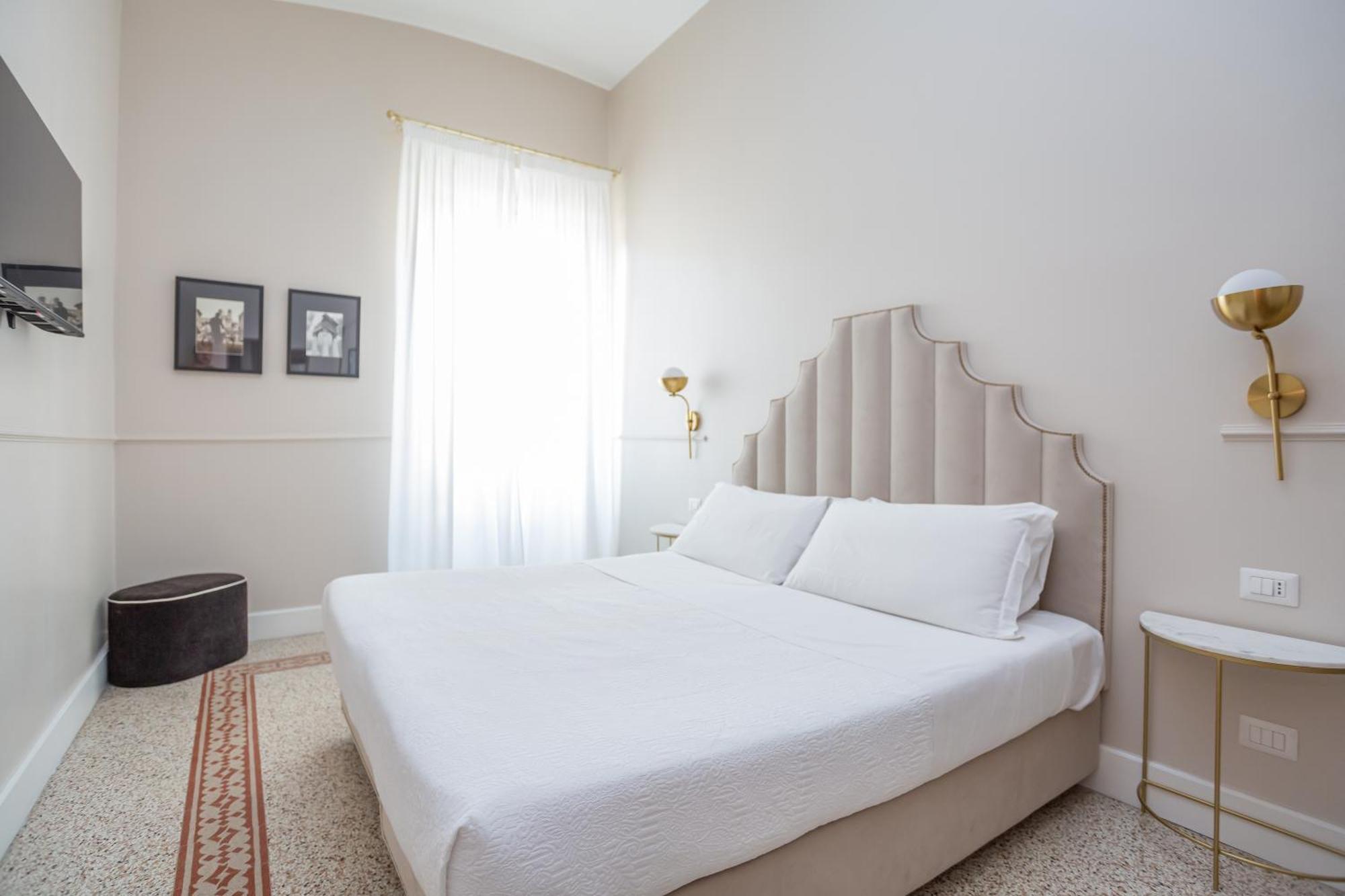 Daplace - La Mongolfiera Rooms In Navona Рим Екстериор снимка